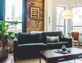 Odločitev med novogradnjo in lastno gradnjo